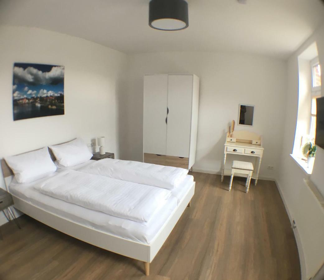 Das Bilderbuchcafe - Ferien - Apartment No 3 - Markt 7 하벨베르크 외부 사진